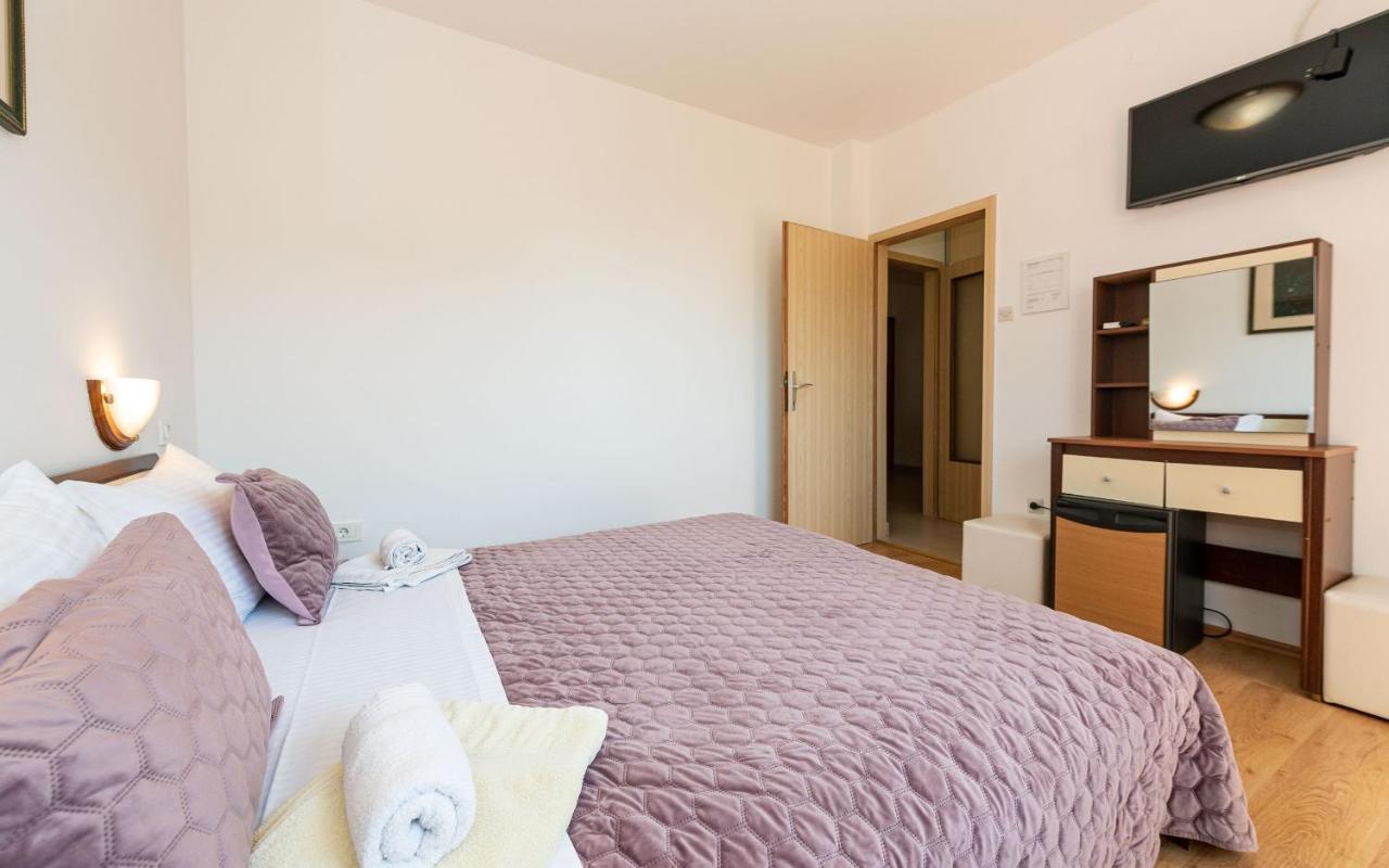 Apartman House Mitic